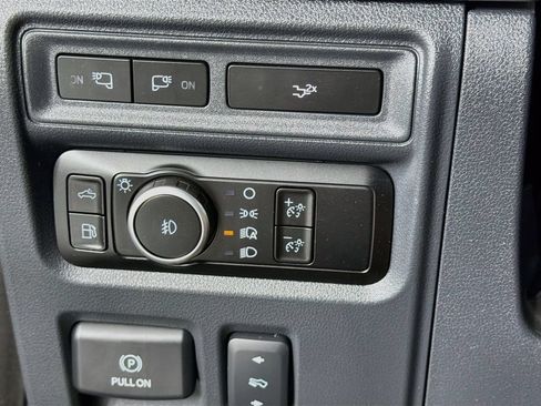 Used 2023 Ford F150 Lariat w/ Equipment Group 502A High AWD/4WD image 15