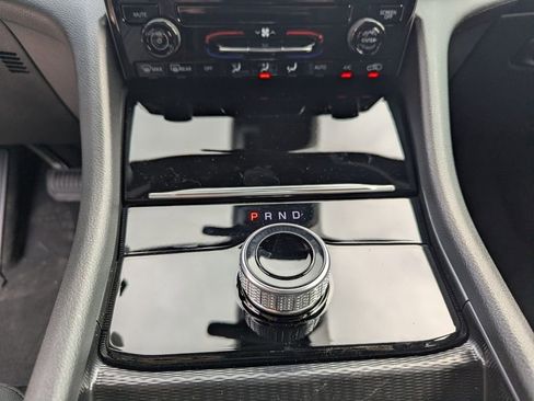 New 2025 Jeep Grand Cherokee Laredo image 15