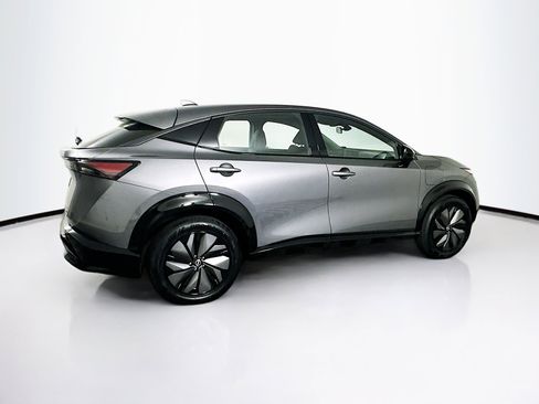 Used 2024 Nissan Ariya AWD image 10