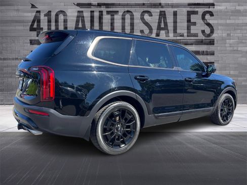 Used 2022 Kia Telluride EX w/ EX Premium Package AWD/4WD image 3