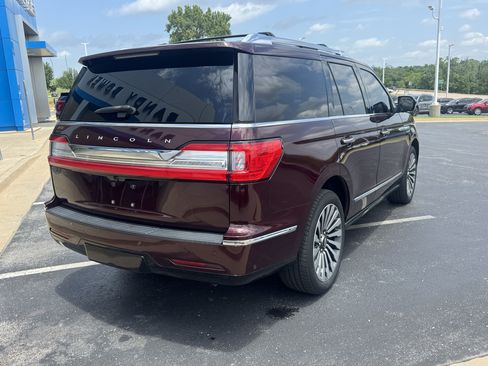Used 2019 Lincoln Navigator Reserve w/ Cargo Package AWD/4WD image 5
