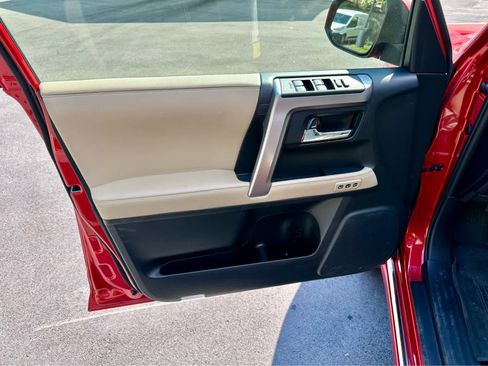 Used 2023 Toyota 4Runner Limited image 10