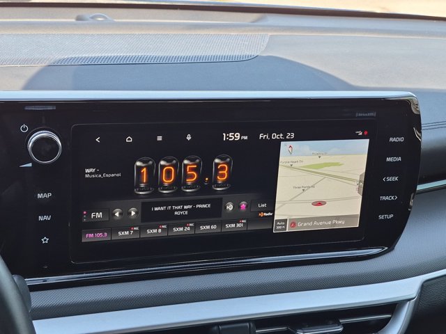 Used 2022 Kia K5 GT-Line w/ GT-Line FWD Premium Package image 12