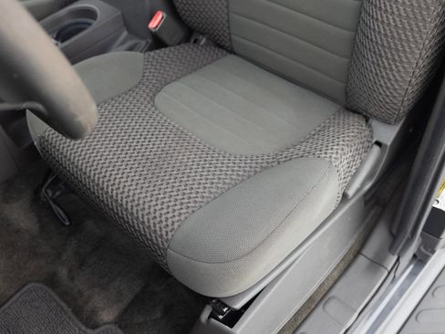 Used 2012 Nissan Frontier SV w/ SV Premium Utility Pkg image 21