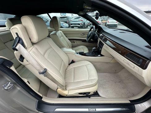 Used 2009 BMW 328i Convertible RWD image 23