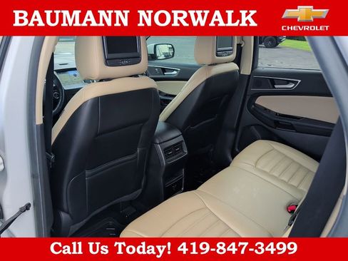 Used 2016 Ford Edge SEL w/ Equipment Group 201A AWD/4WD image 20