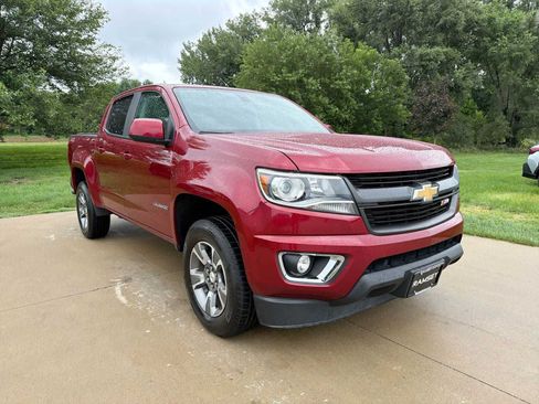 Used 2018 Chevrolet Colorado Z71 AWD/4WD image 8