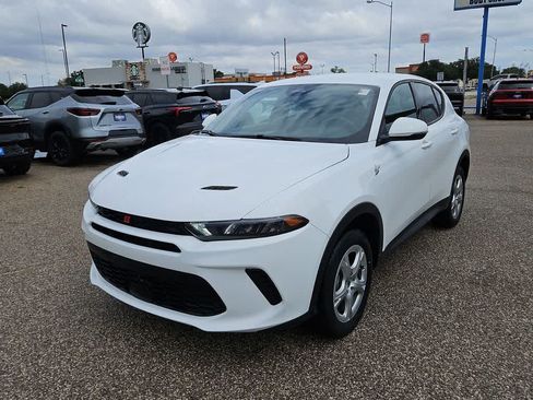 Used 2024 Dodge Hornet GT AWD/4WD image 4