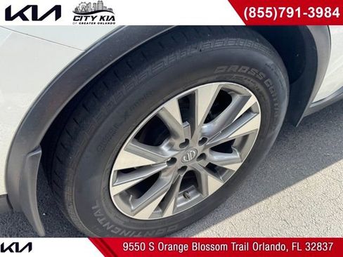 Used 2018 Nissan Murano SL AWD/4WD image 4