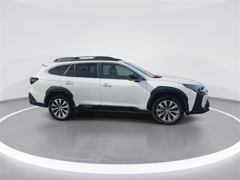 Certified 2024 Subaru Outback Limited XT image 9