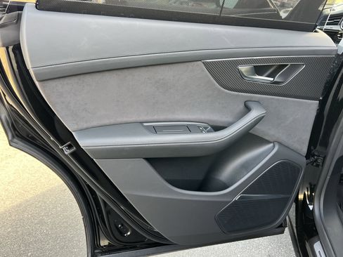 Used 2024 Audi SQ8 Prestige w/ Prestige Package image 30