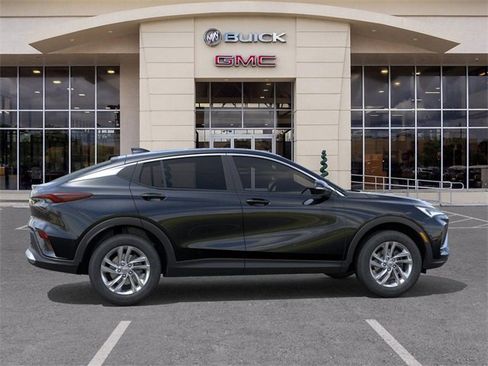 New 2026 Buick Envista Preferred w/ Convenience II Package image 5