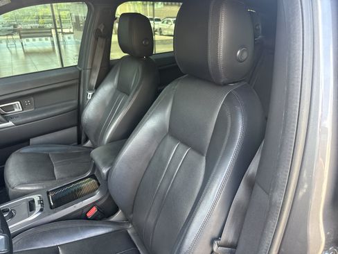 Used 2019 Land Rover Discovery Sport AWD/4WD image 10
