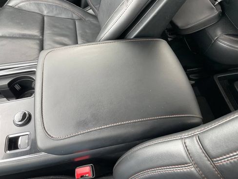 Used 2023 Lincoln Aviator Reserve AWD/4WD image 40