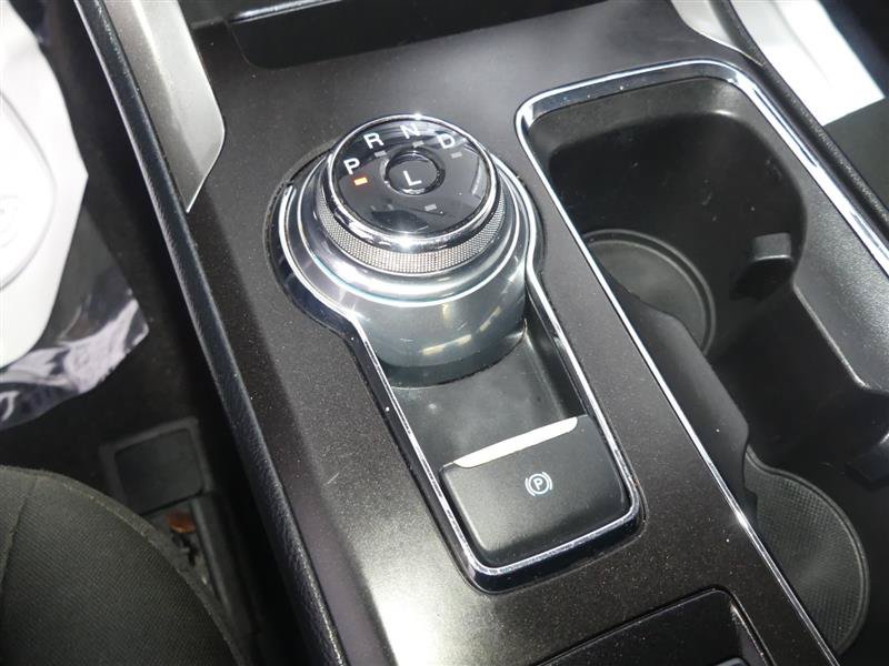 Used 2019 Ford Fusion SE FWD image 36