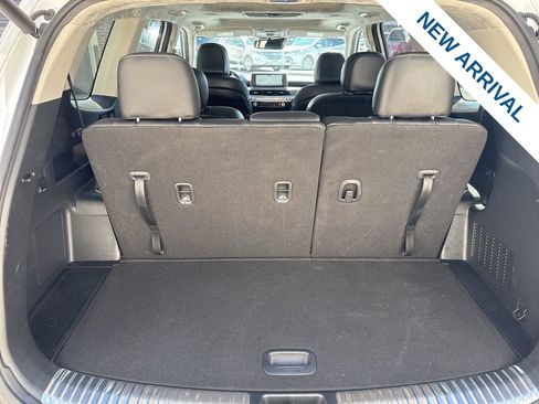 Used 2022 Kia Telluride SX w/ SX Prestige Package AWD/4WD image 14
