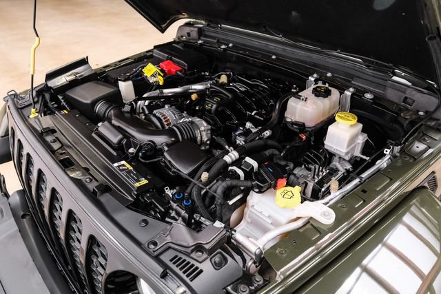 Used 2023 Jeep Gladiator Sport AWD/4WD image 19