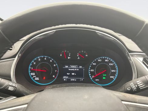 Used 2019 Chevrolet Malibu LT w/ Leather Package image 9