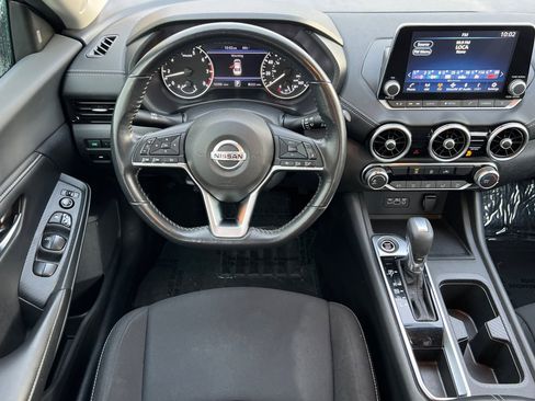 Used 2022 Nissan Sentra SV image 11