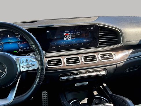 Used 2022 Mercedes-Benz GLS 450 4MATIC image 6