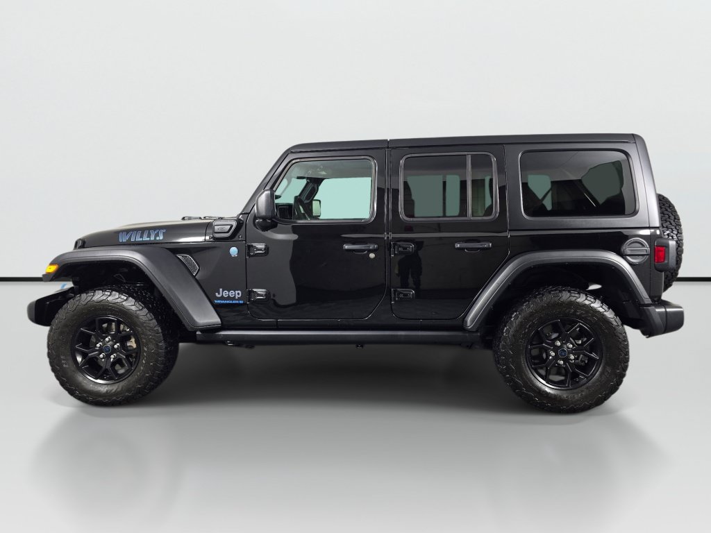 Used 2024 Jeep Wrangler Unlimited AWD/4WD image 2