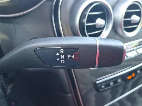 Used 2021 Mercedes-Benz GLC 300 4MATIC image 14