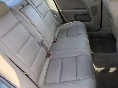 Used 2006 Ford Five Hundred SEL FWD image 19
