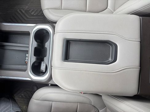 Used 2021 Chevrolet Silverado 2500 LTZ w/ LTZ Premium Package AWD/4WD image 16