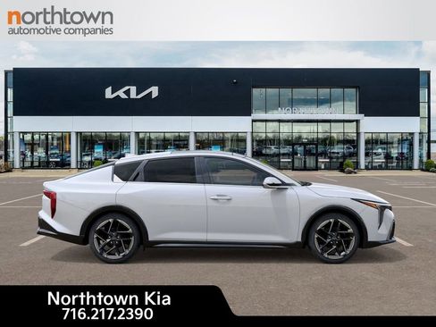 New 2025 Kia K4 GT-Line image 8