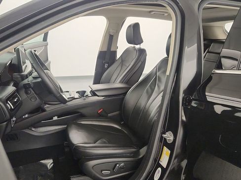 Used 2022 Lincoln Nautilus Reserve w/ Luxury Package image 14