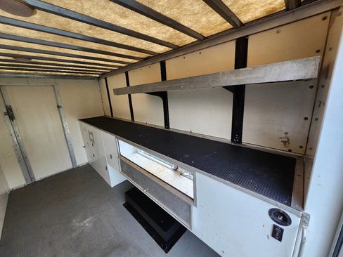 Used 2018 Ford E-350 and Econoline 350 Super Duty w/ Power Windows & Locks Group image 35