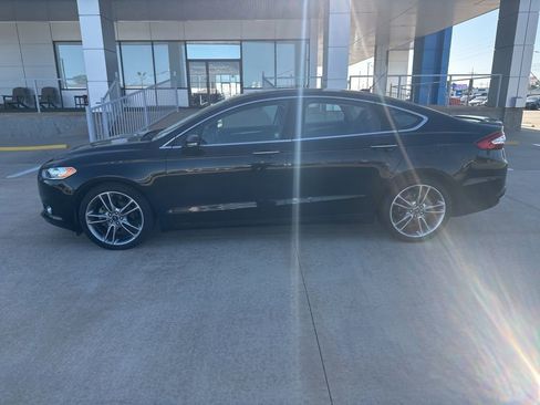 Used 2016 Ford Fusion Titanium image 26