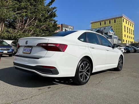 Certified 2023 Volkswagen Jetta Sport image 8