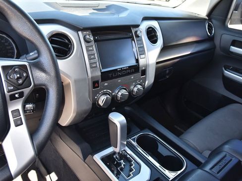 Used 2019 Toyota Tundra SR5 w/ SR5 Upgrade Package image 9