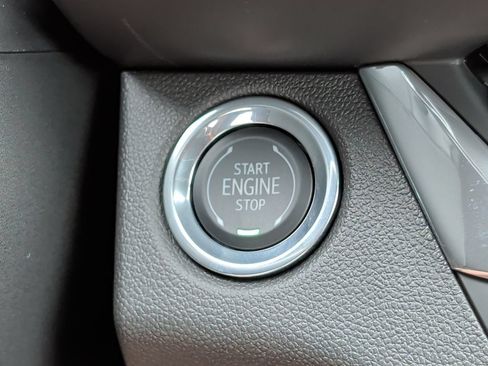 New 2026 Buick Envista Sport Touring w/ Convenience I Package FWD image 31