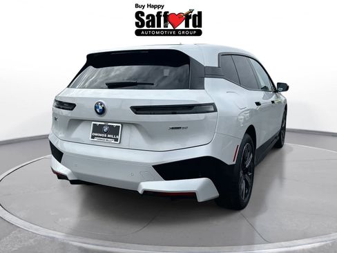 Used 2025 BMW iX xDrive50 image 12