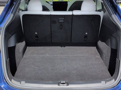 Used 2021 Tesla Model Y Long Range image 24