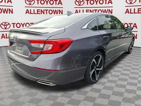 Used 2018 Honda Accord Sport image 6