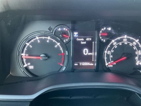 Used 2021 Toyota 4Runner SR5 Premium image 17