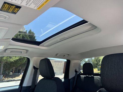 New 2026 Ford Maverick XLT AWD/4WD image 10