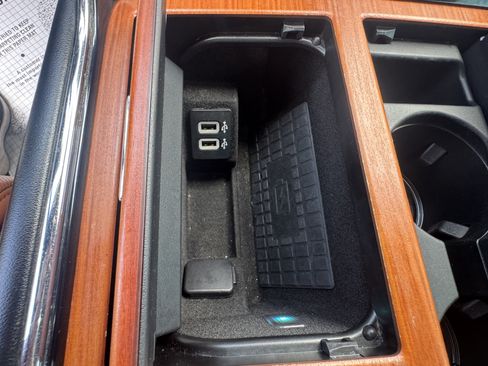 Used 2019 Lincoln Navigator Reserve w/ Cargo Package AWD/4WD image 37