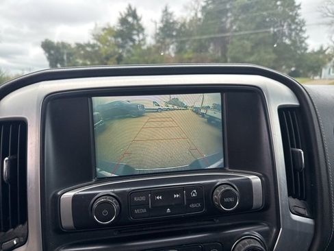 Used 2019 GMC Sierra 1500 SLE w/ SLE Value Package image 36