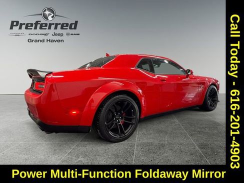 Used 2023 Dodge Challenger SRT Hellcat image 17