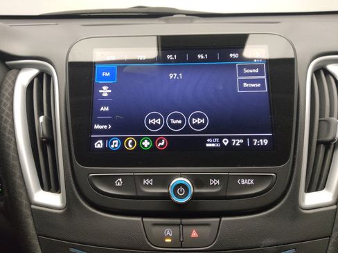 Used 2023 Chevrolet Malibu LT FWD image 25