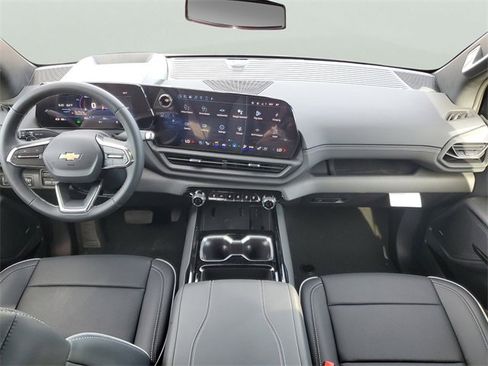 New 2026 Chevrolet Silverado EV LT w/ Plus Package image 16