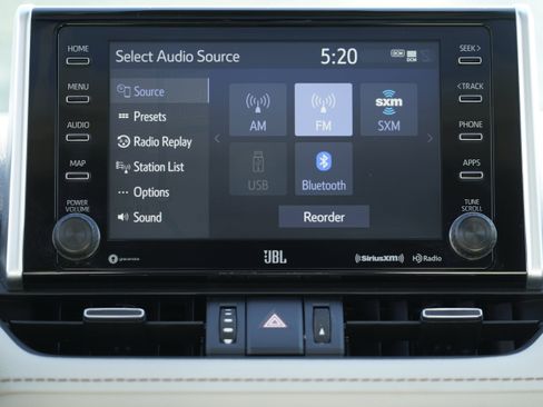 Used 2021 Toyota RAV4 Limited image 27