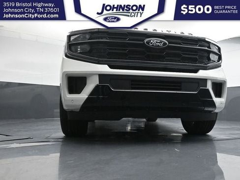New 2026 Ford Expedition Platinum w/ Stealth Performance Package AWD/4WD image 26
