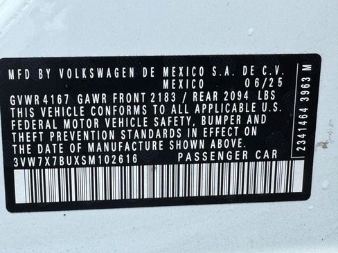 Used 2025 Volkswagen Jetta SE FWD image 27