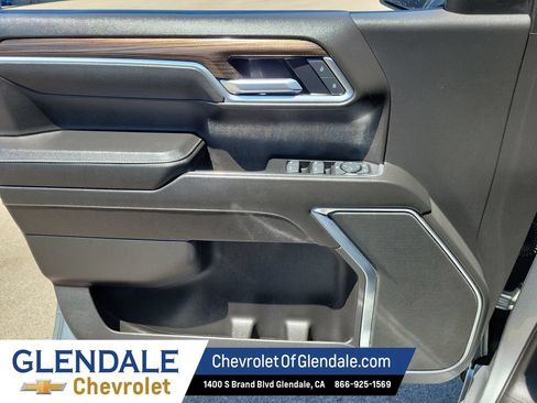 Certified 2025 Chevrolet Silverado 1500 LT AWD/4WD image 37