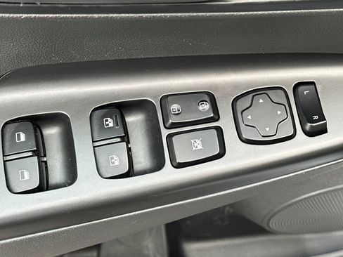 Used 2023 Hyundai Kona SEL image 15